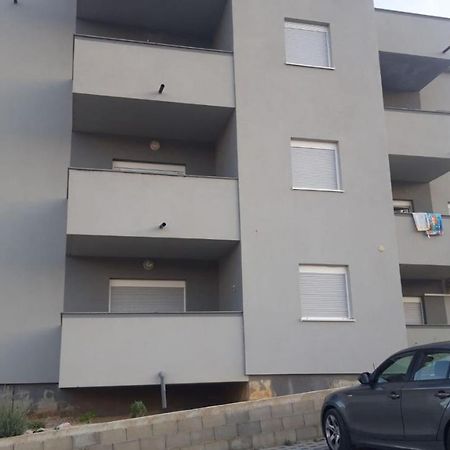 Apartment Mare - Pag Pag Town Exteriör bild