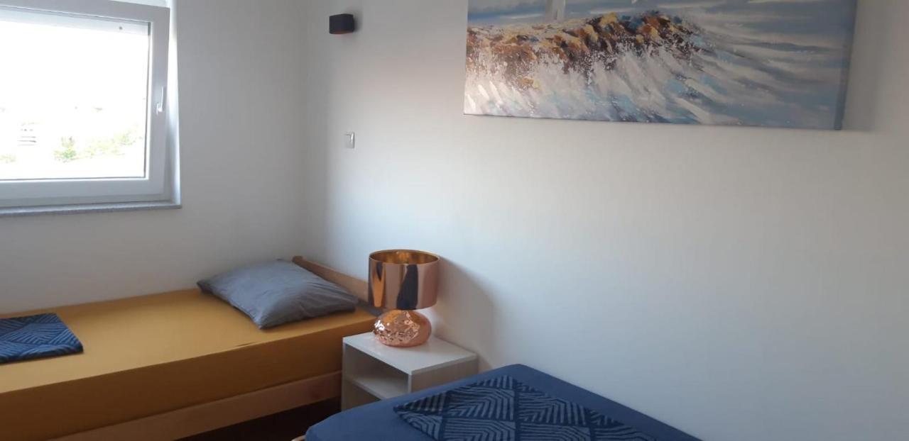 Apartment Mare - Pag Pag Town Exteriör bild